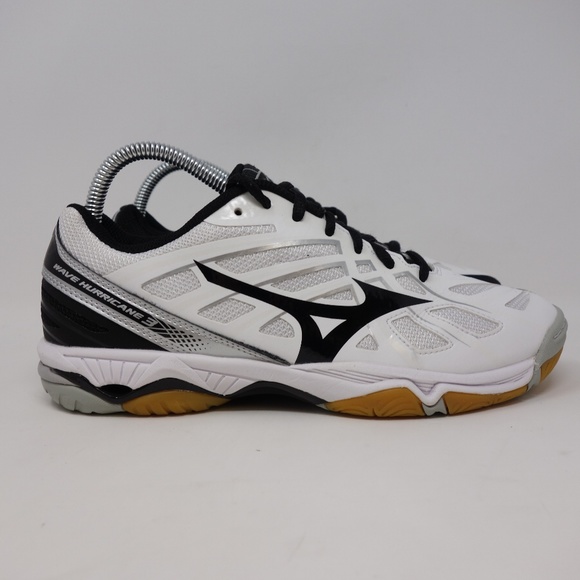 mizuno wave hurricane white